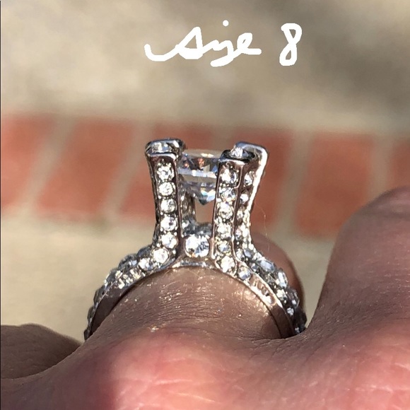 Jewelry - Silver Filled White Topaz Wedding Ring